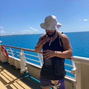 Meet your Posher, Michael